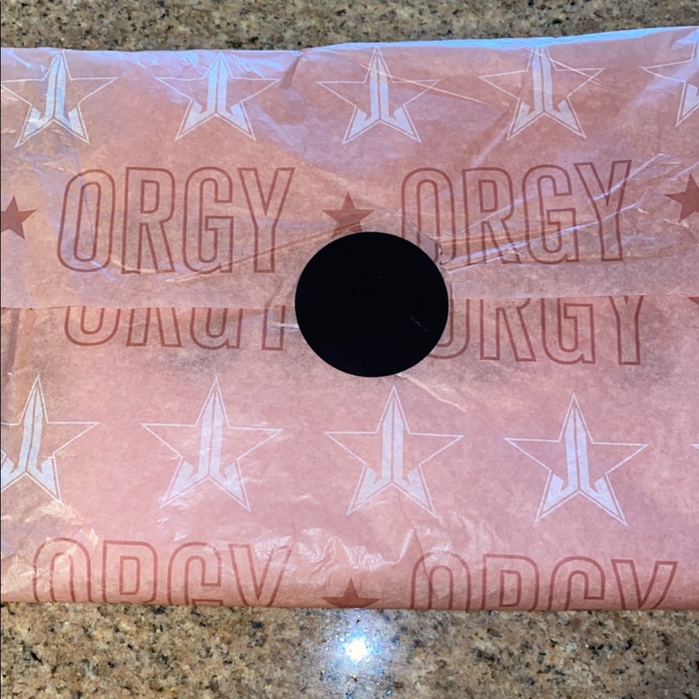 JEFFREE STAR ORGY EYESHADOW PALETTE